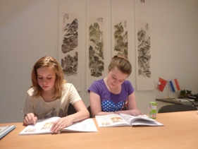 Klasgenoten op Chinese les